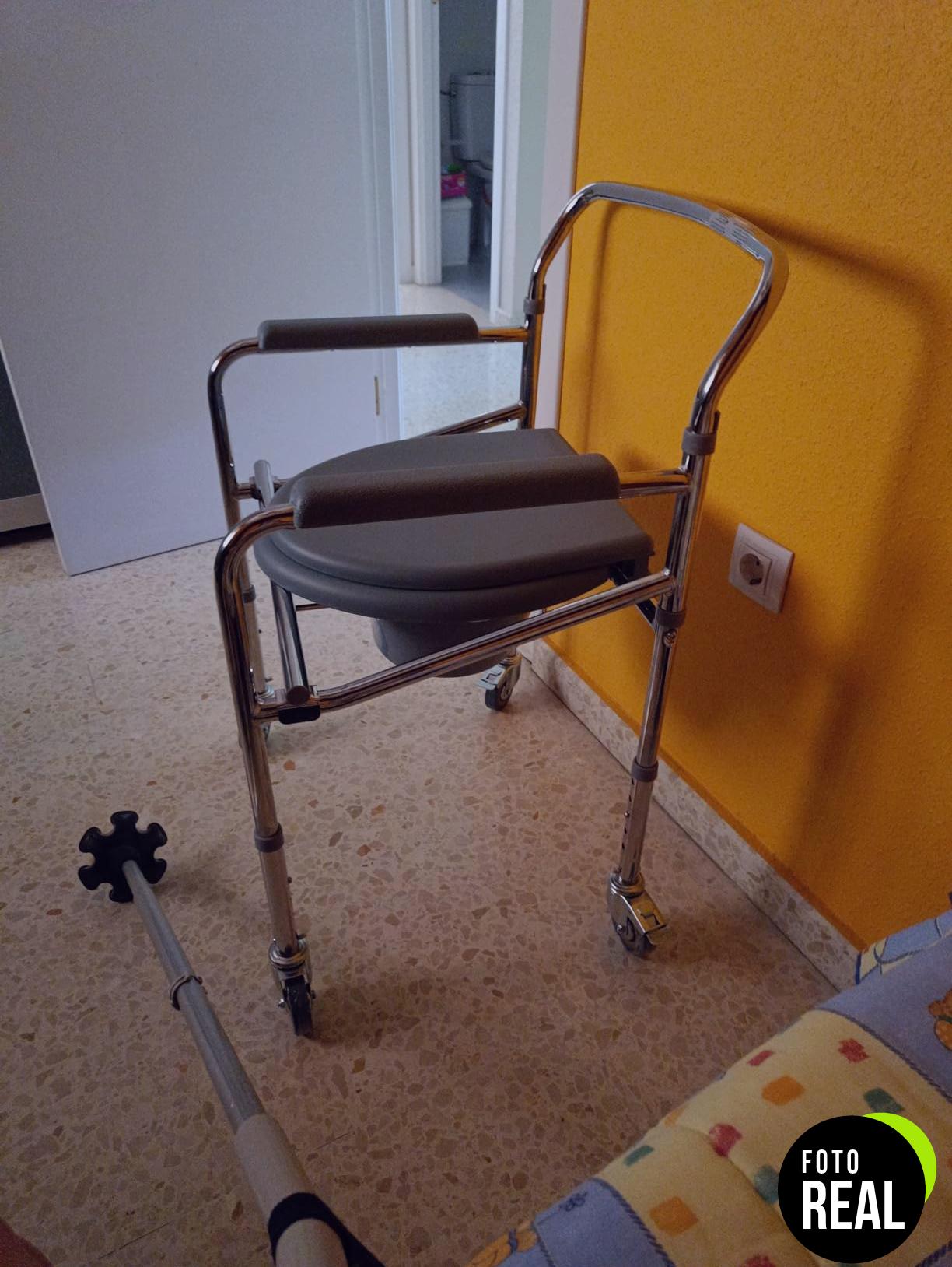 mobiclinic-silla-wc-inodoro-mayor-muelle-acero-foto-3