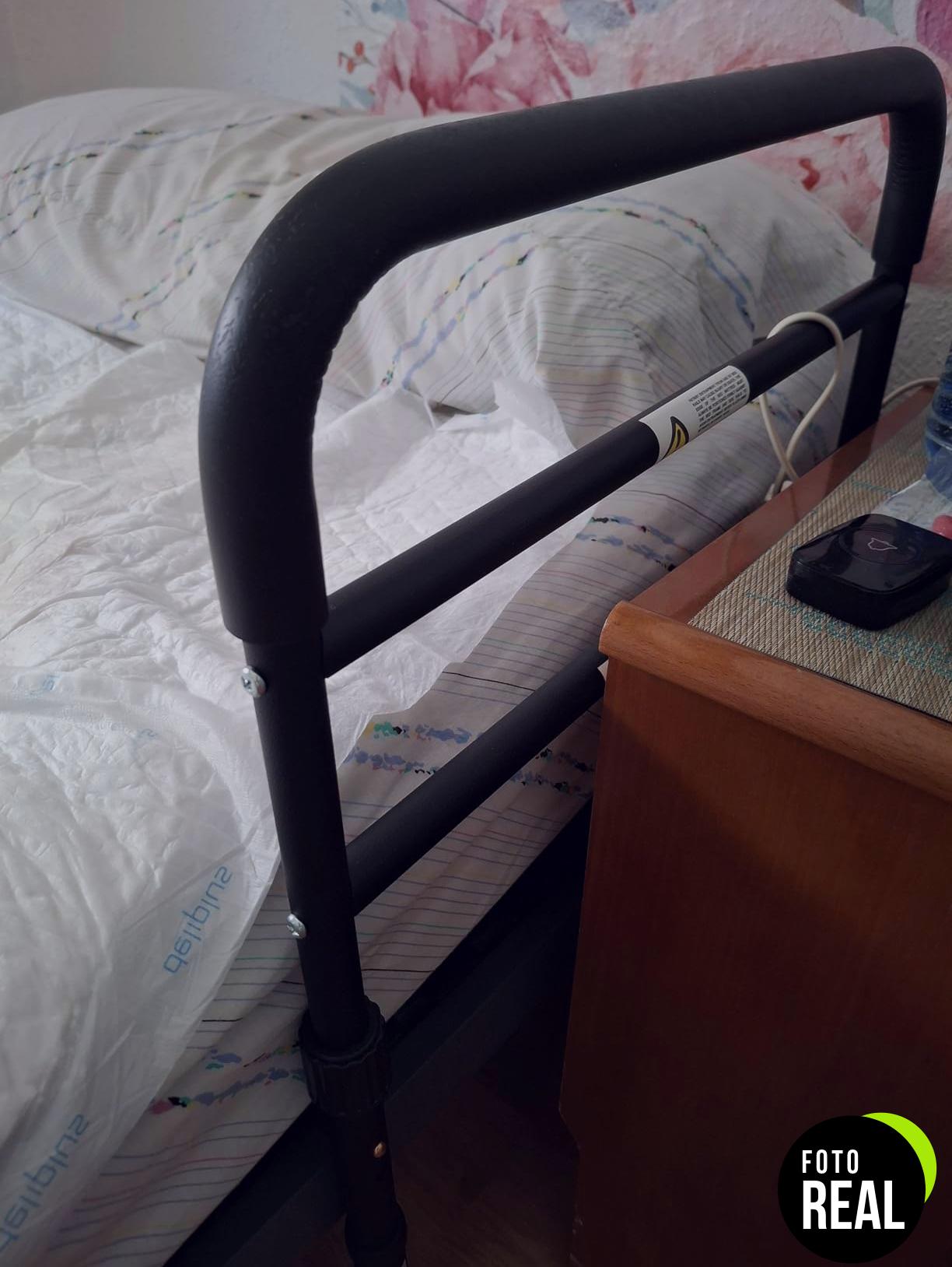 pepe-barandilla-cama-adulto-altura-regulable-foto-1
